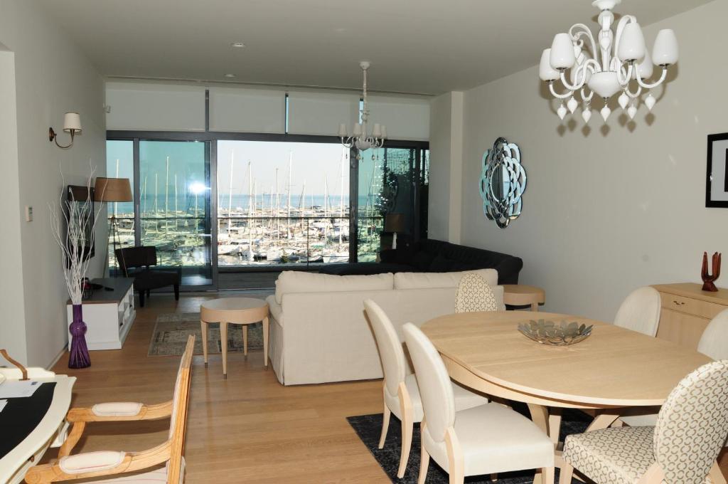 Atakoey Marina Park Hotel Residence Istanbul Exterior photo