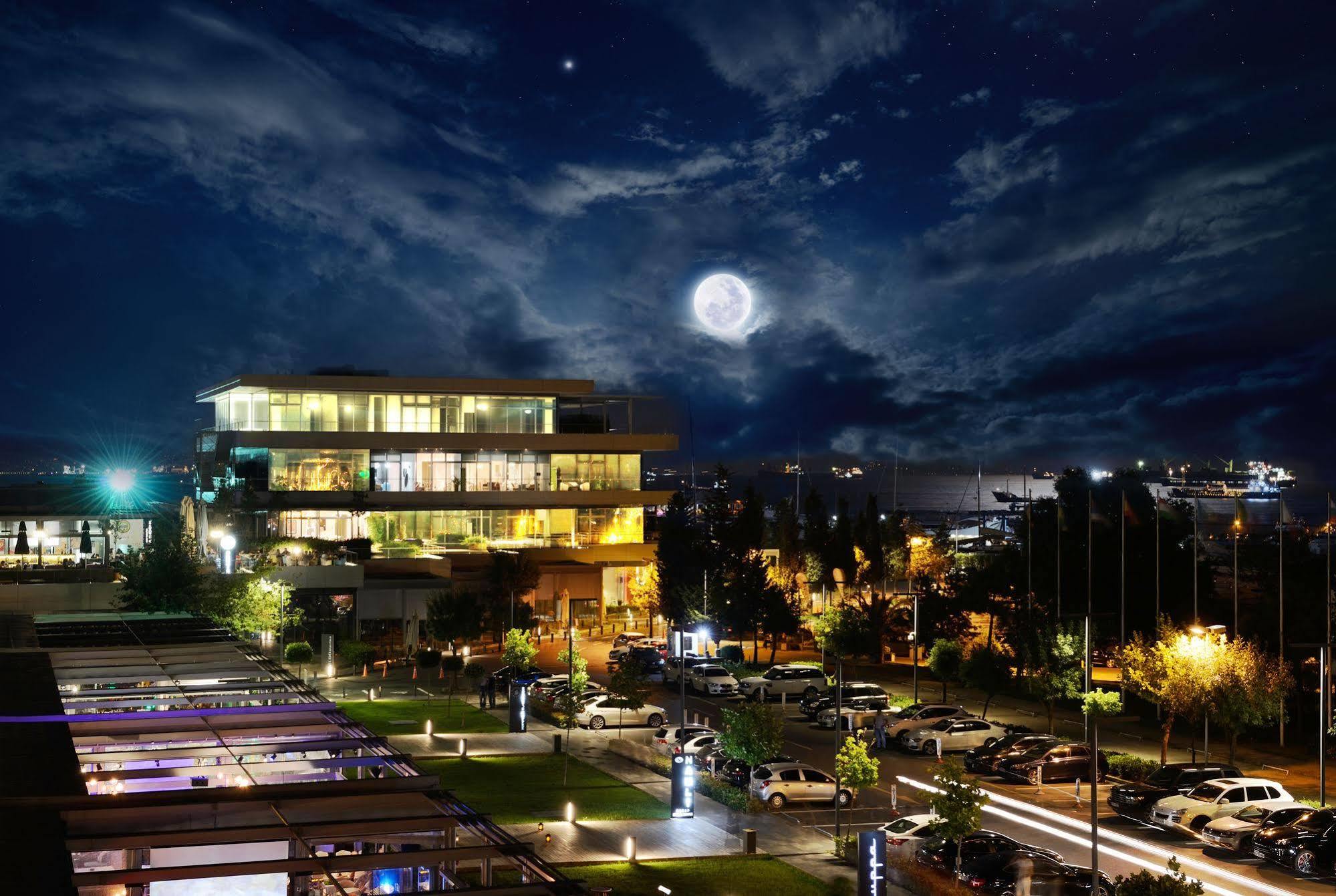 Atakoey Marina Park Hotel Residence Istanbul Exterior photo