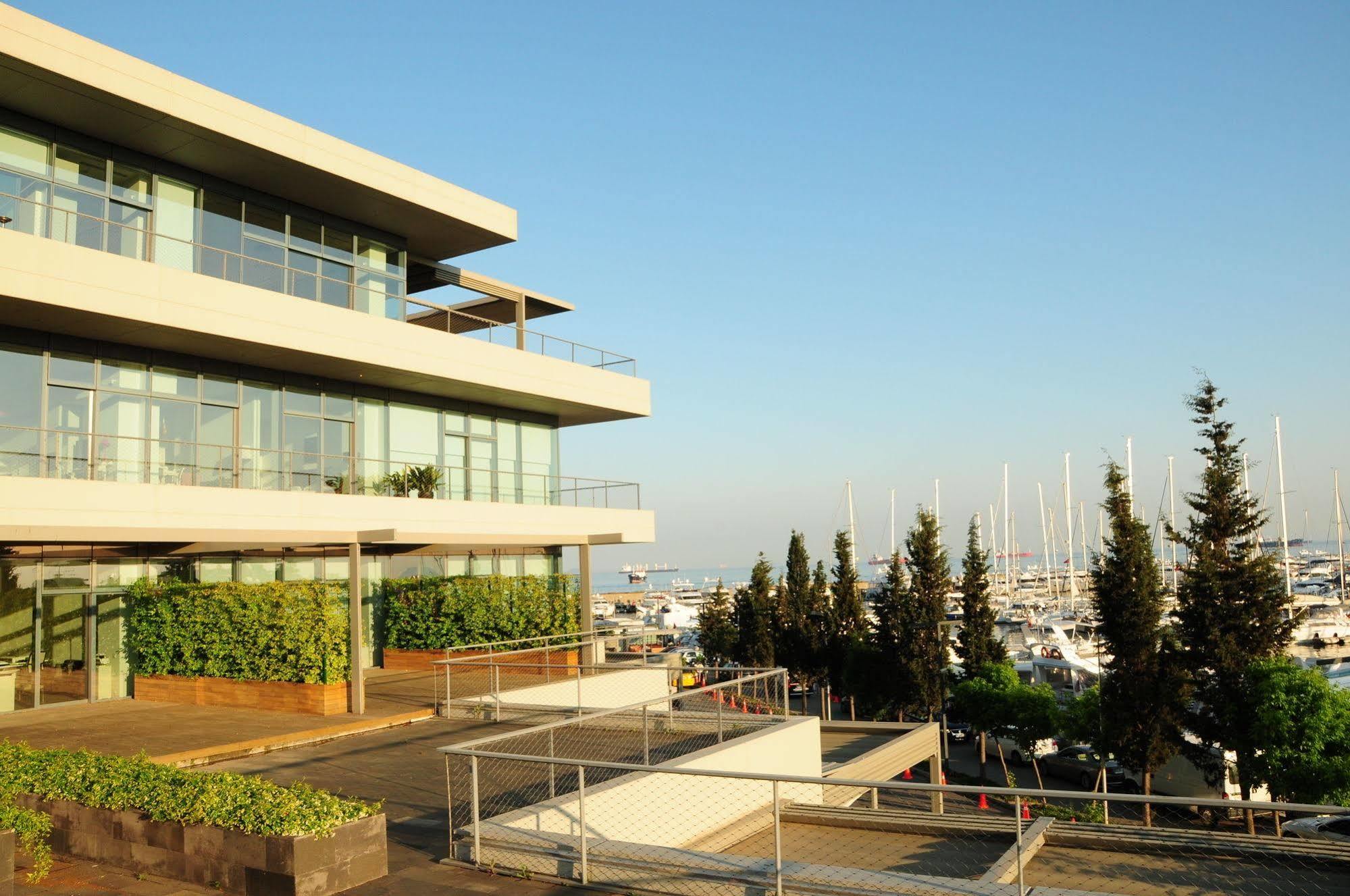Atakoey Marina Park Hotel Residence Istanbul Exterior photo